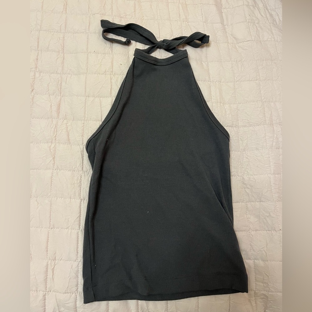 Gray tank top